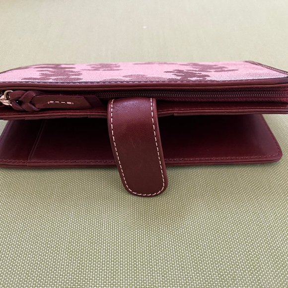 NWT DISNEY DOONEY & BOURKE MICKEY MOUSE TONAL CHECKBOOK WALLET - Picture 4 of 4